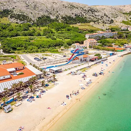 Curic Beachfront By Pag Tours *