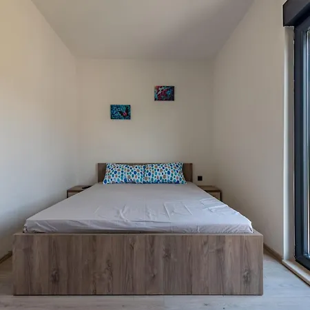 Appartement Curic Beachfront By Pag Tours Pag Town