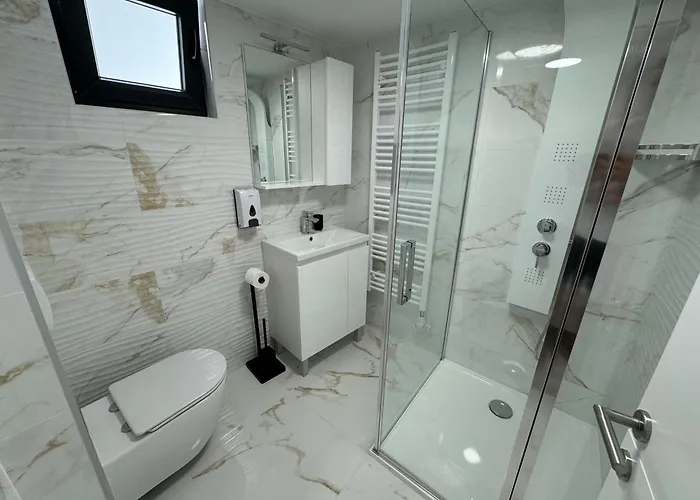 Lägenhet Curic Beachfront By Pag Tours *