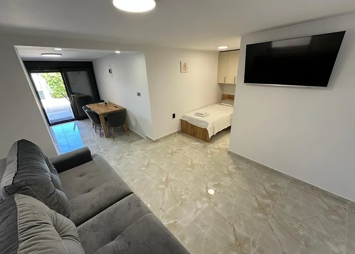 Lägenhet Curic Beachfront By Pag Tours Pag Town