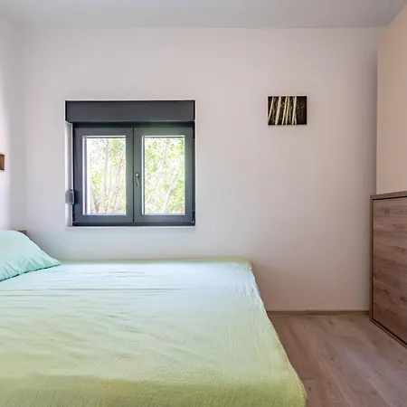 Apartament Curic Beachfront By Pag Tours