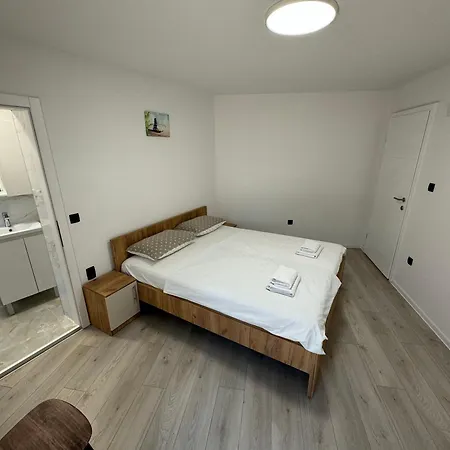 Curic Beachfront By Pag Tours *