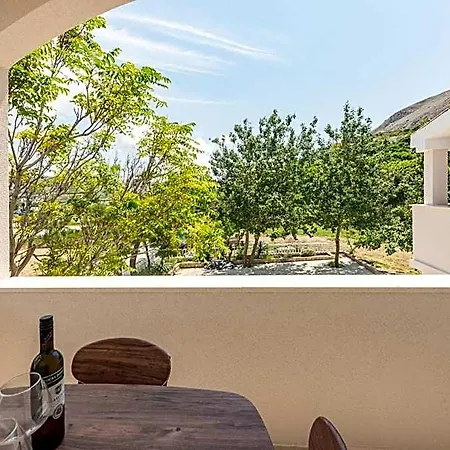 Apartament Curic Beachfront By Pag Tours *