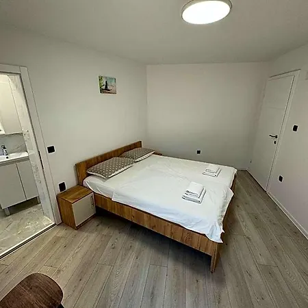 Apartament Curic Beachfront By Pag Tours *
