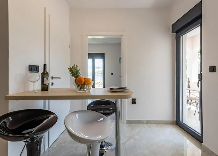 Appartement Curic Beachfront By Pag Tours