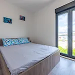 Lägenhet Curic Beachfront By Pag Tours *