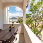 Curic Beachfront By Pag Tours